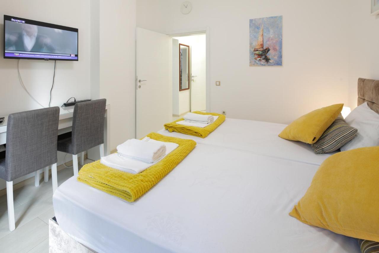 Aviator Apartments & Rooms Nikola Tesla Airport Belgrade Surcin Luaran gambar